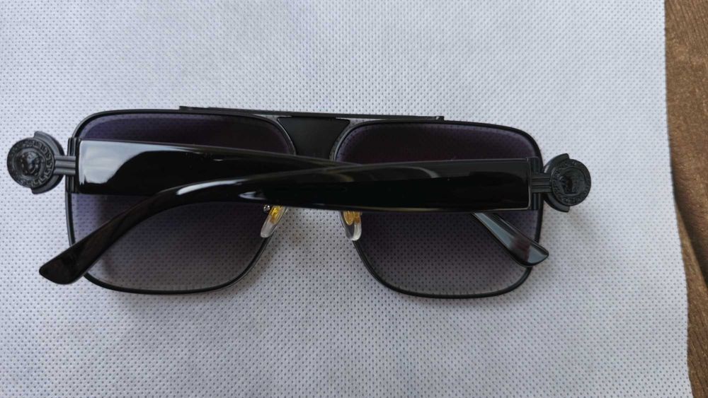 Ochelari de soare Versace rama neagra lentila neagra