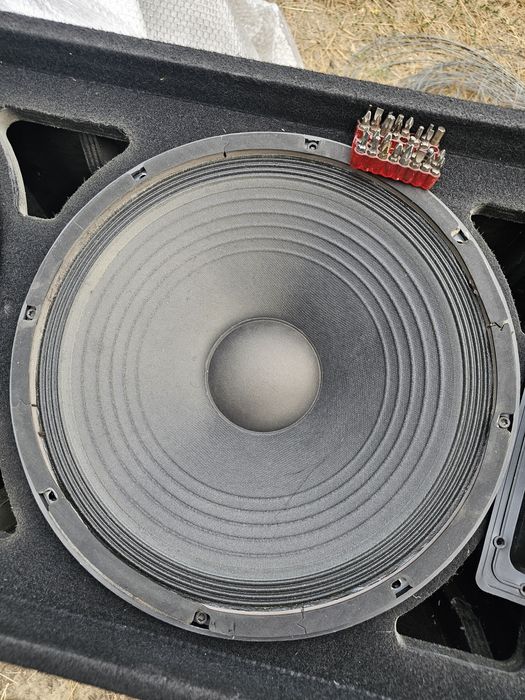 Пассивные колонки ELECTRO-VOICE T252+