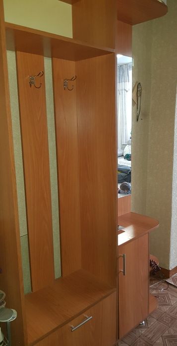 Продам прихожую .компактная .