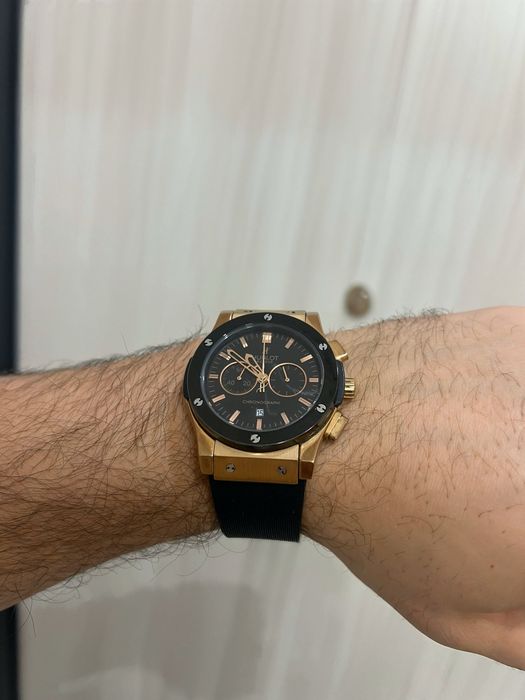 Hublot watch - часы