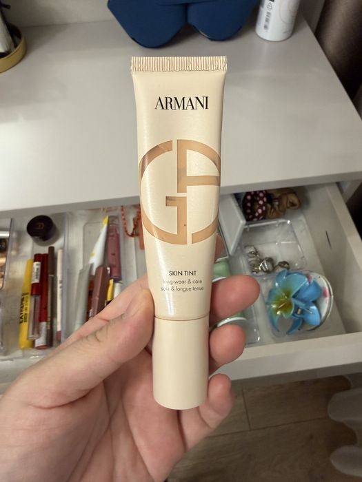 Тинт Armani, CC Erborian