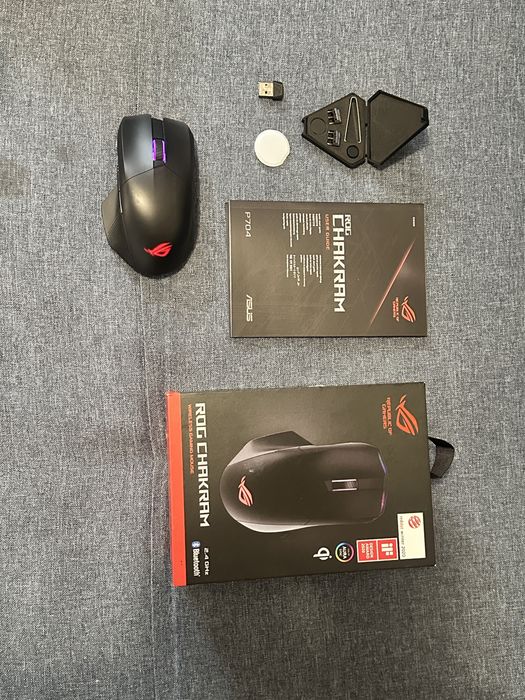 Mouse gaming Asus ROG Chakram , 36000 DPI, bluetooth (ca nou fara urme de uzura ) folosit mai putin de un an . Pret fix(FARA SCHIMBURI)