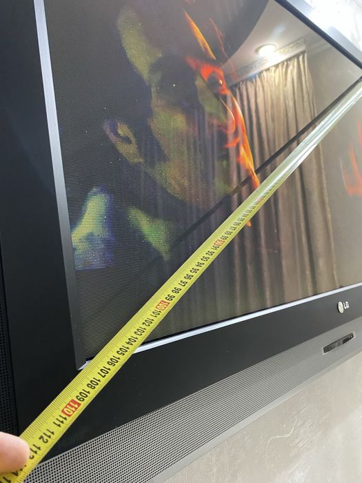 Телевизор марки lg
