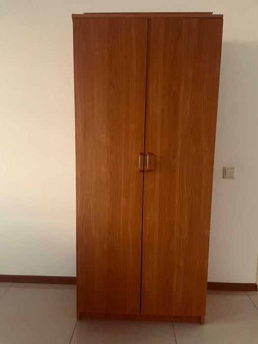 Шкаф 2-х дверный