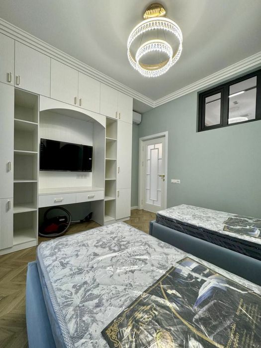 Продаю Новый Евролюкс Квартира 3/7/10 Ж.кМилано Яккасарай Глинка 101м2