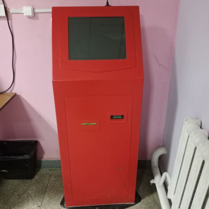 Продается платежный терминал почти новый