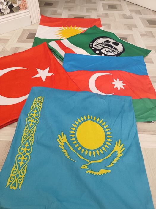 Подушки для авто и дивана