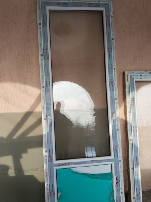 Межбалконий двери