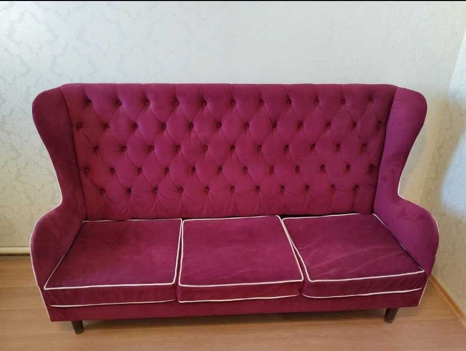 Продам много б/у диванов, кресел, стульев