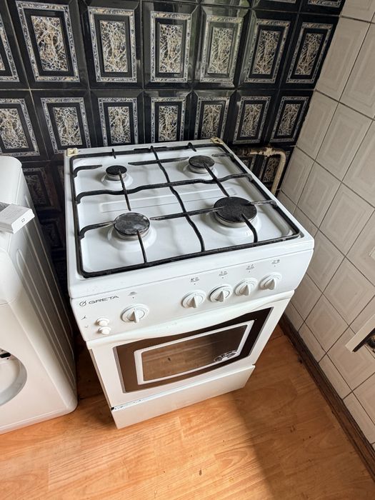 Продам газовую плиту-  срочно