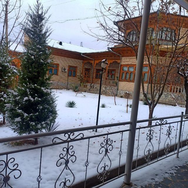 Uchaska sotiladi xasanboyda