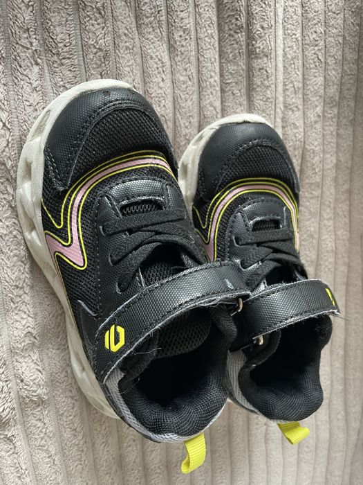 Обувь для деовчки лет 6