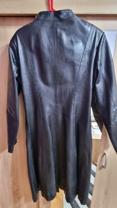 Дамско кожето манто