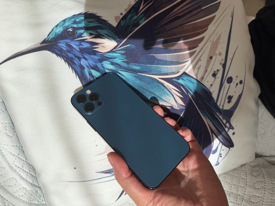 Iphone 12 pro  запазен