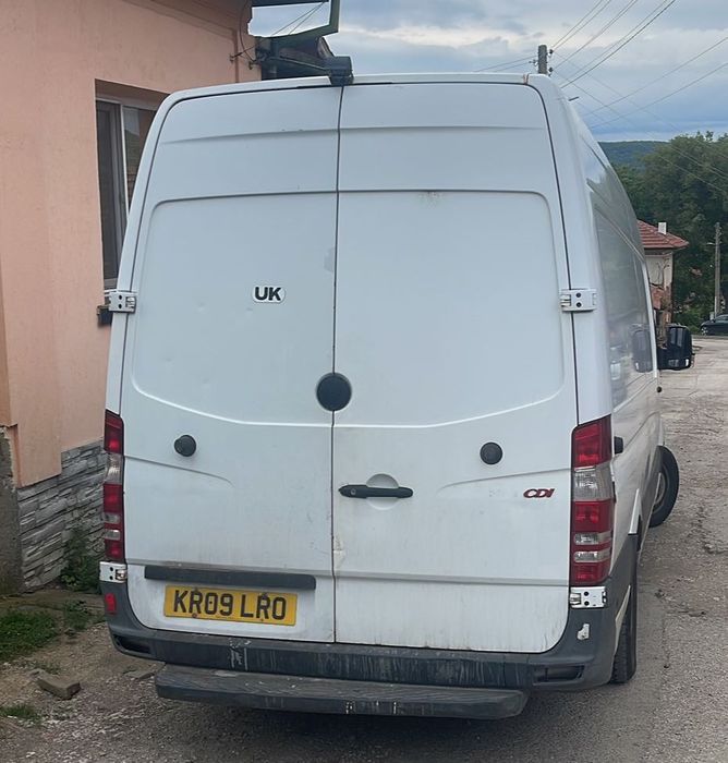 Mercedes sprinter 311 CDI Докаран от Англия на ход  макси база 2009 г