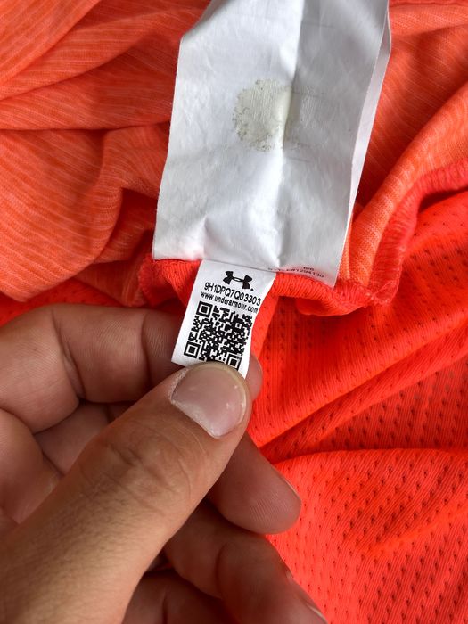 Мъжка тениска Under Armour (Run / heatgear) - размер L, Отлично състояние