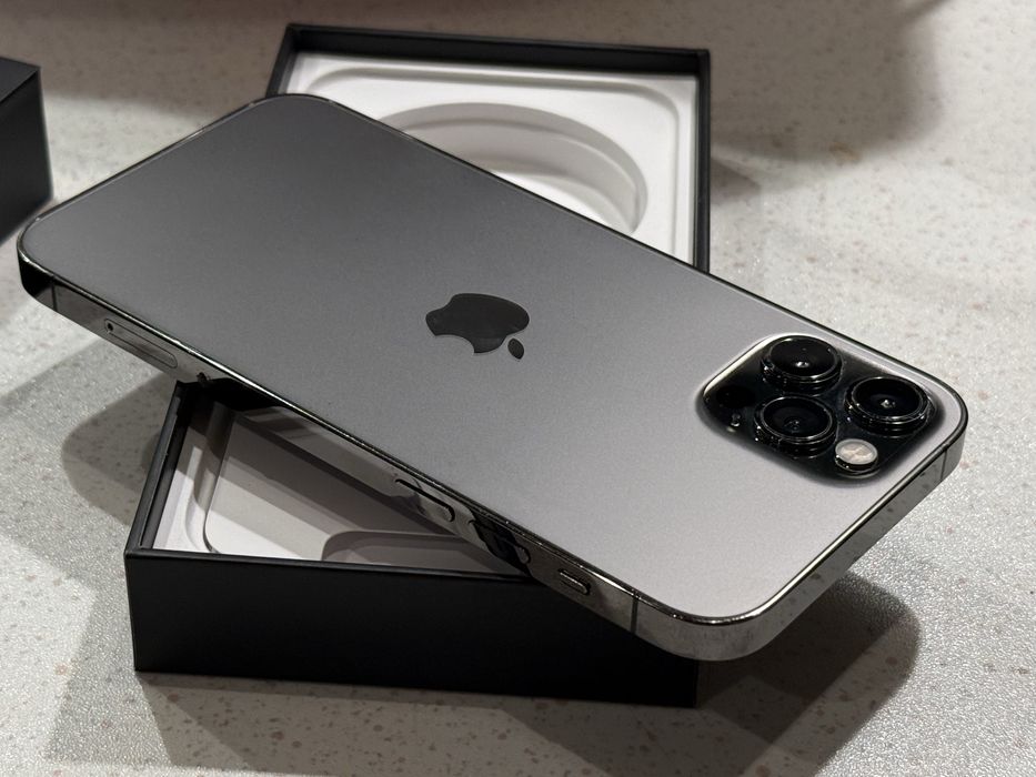 iPhone 12 Pro 128GB Graphite – Перфектен, 100% Батерия