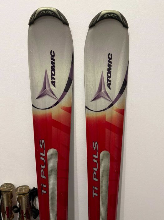 Schiuri Atomic Ti Plus 158cm si Bete Komperdell 110cm