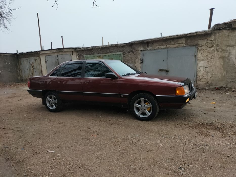 Продам Ауди 100 об 2.3