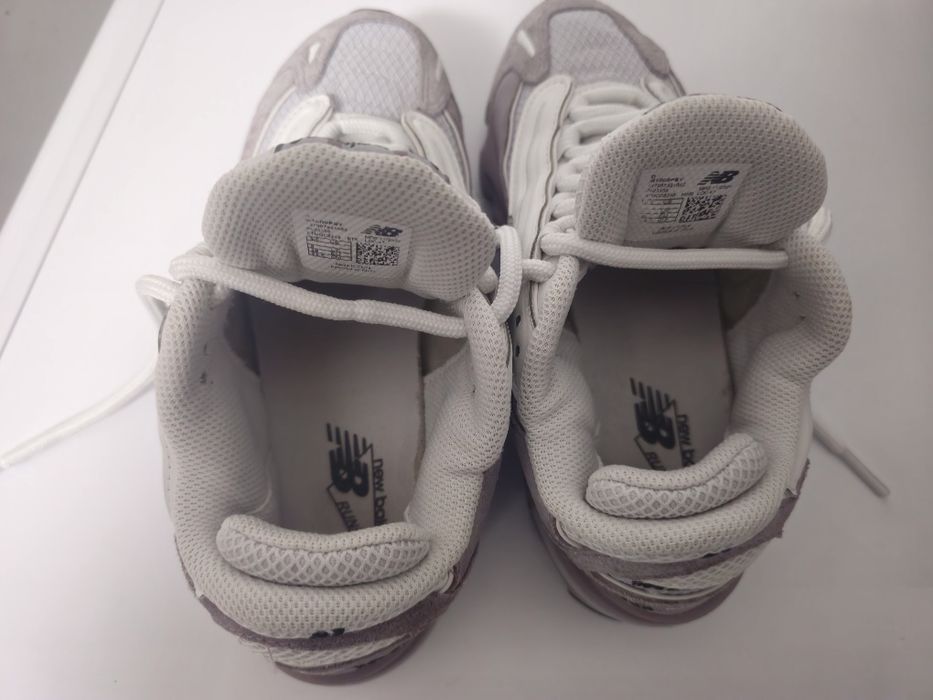 Adidas dama New Balance 1000