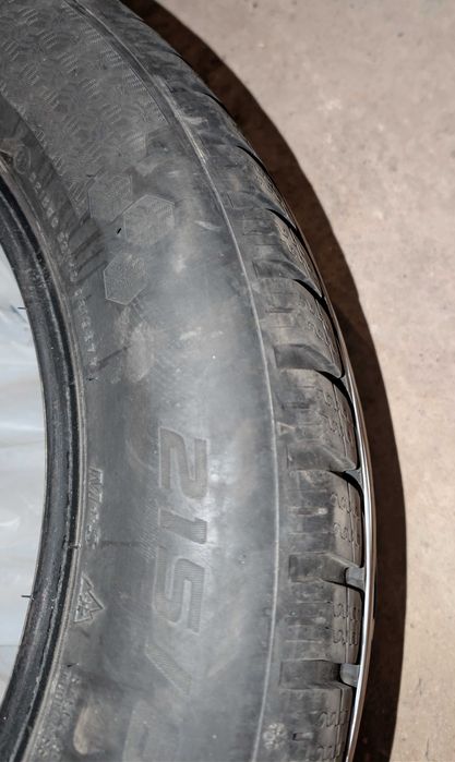 Anvelope iarna Falken Eurowinter HS02 215/60 R17 100V XL