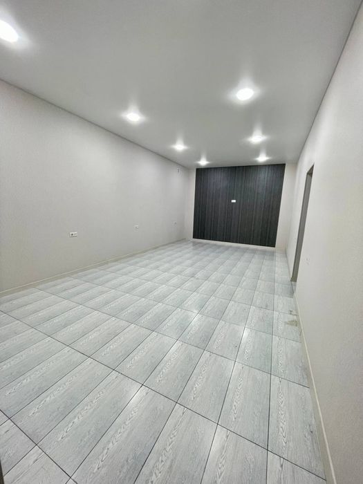 Офис на Саламатина / СРОЧНО