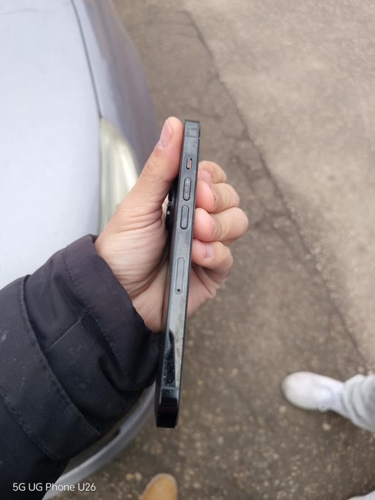 iPhone 14 Pro – 128GB – черен – 81% батерия – с кутия и документи