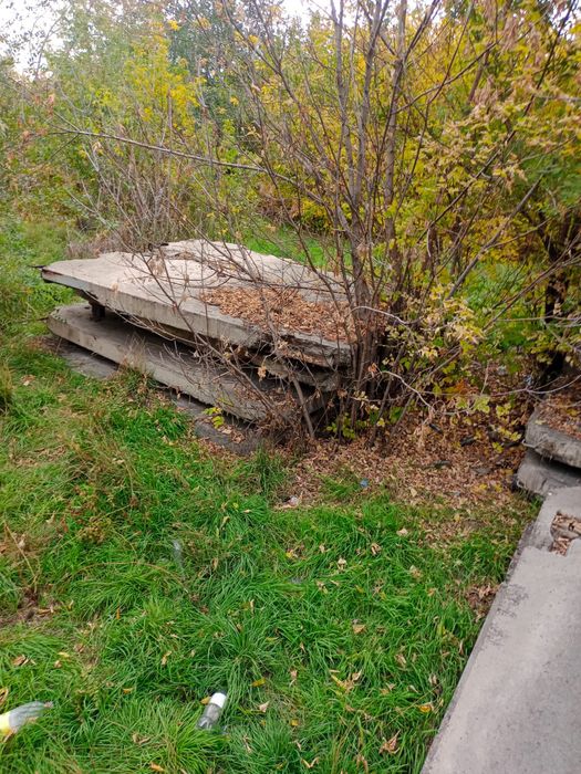 Продам плиты от забора