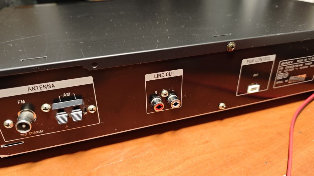 Tuner Radio Sony ST SE 520