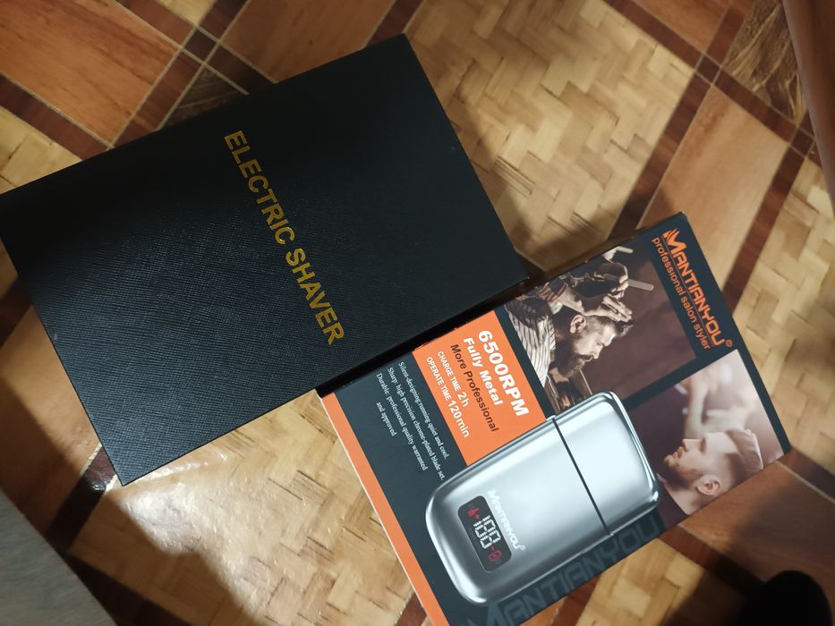 Soqol oladigan elektronik britva sotiladi