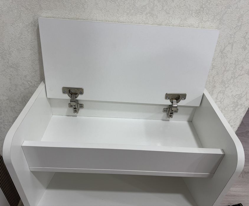 Продам обувницы!