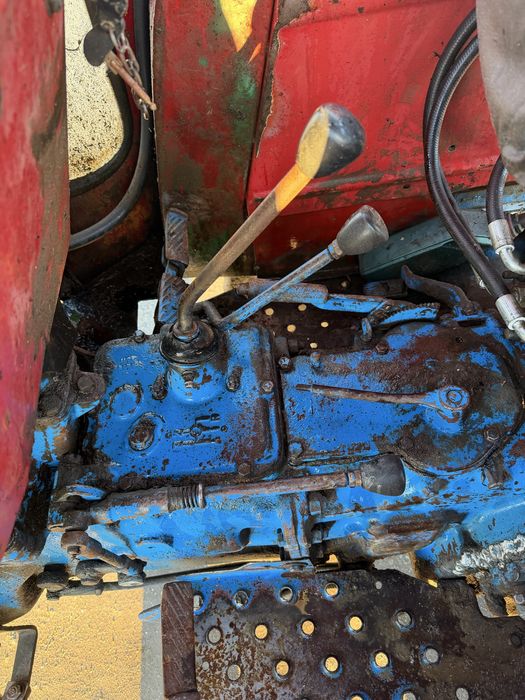 Tractor universal 550 super