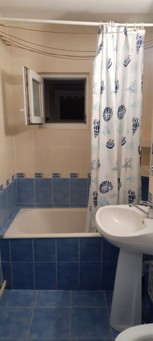 Inchiriez apartament 2 camere Brasov Astra