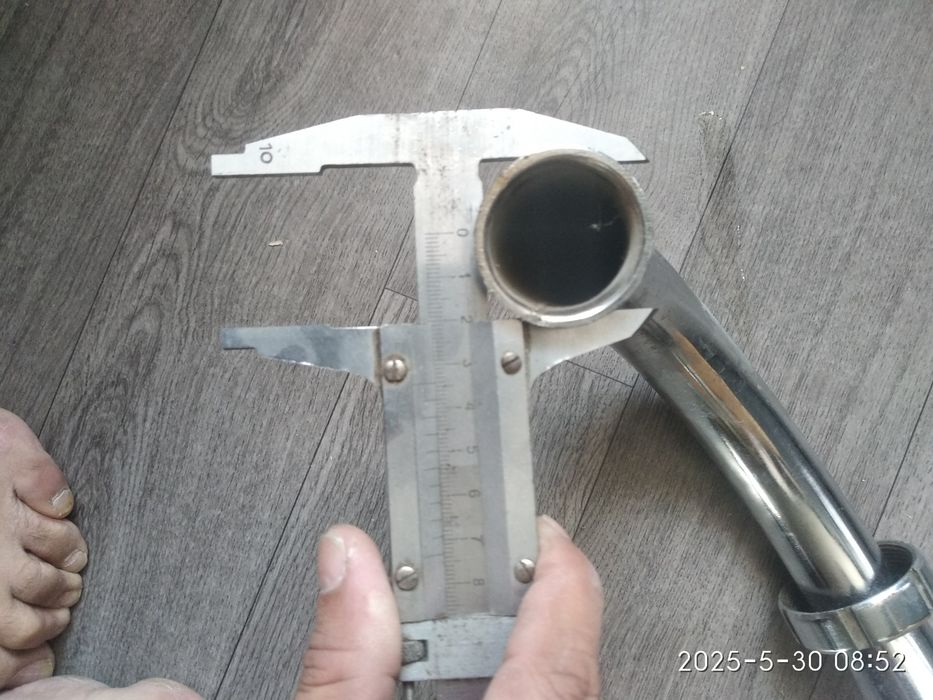 Продам колено глушителя от мотоцикла.