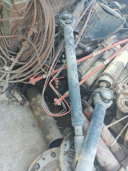 Xar xil razmerdagi silindr lar