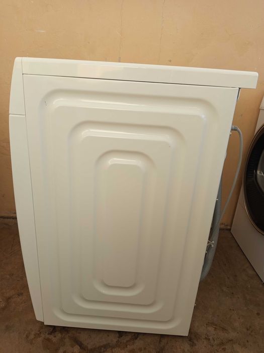 SAMSUNG- 9 kg,1400 rotatii