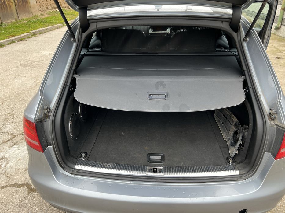 НА ЧАСТИ Audi a4 b8 2.0tdi 143кс ръчни скорости