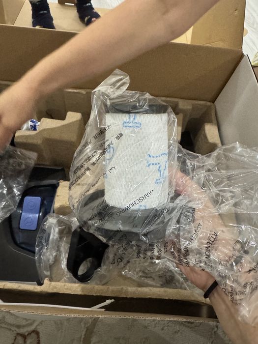 Продам моющий безпроводной пылессос