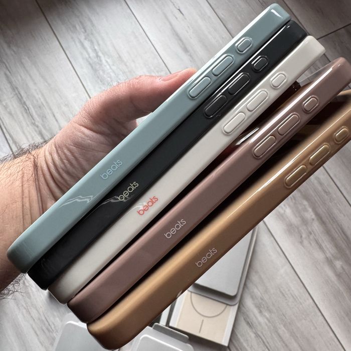 Huse Apple Beats(by Dr. Dre) iPhone 16/16 Pro/16 Pro Max