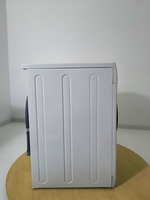 Masina de spalat rufe SLIM Hotpoint B3