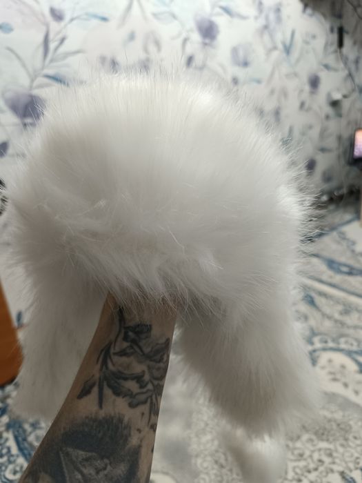 Продам шапки зимние