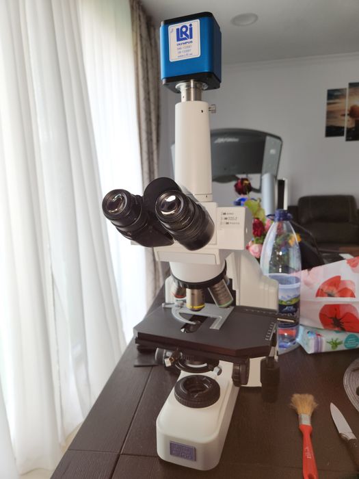 Microscop Nikon Eclipse E400