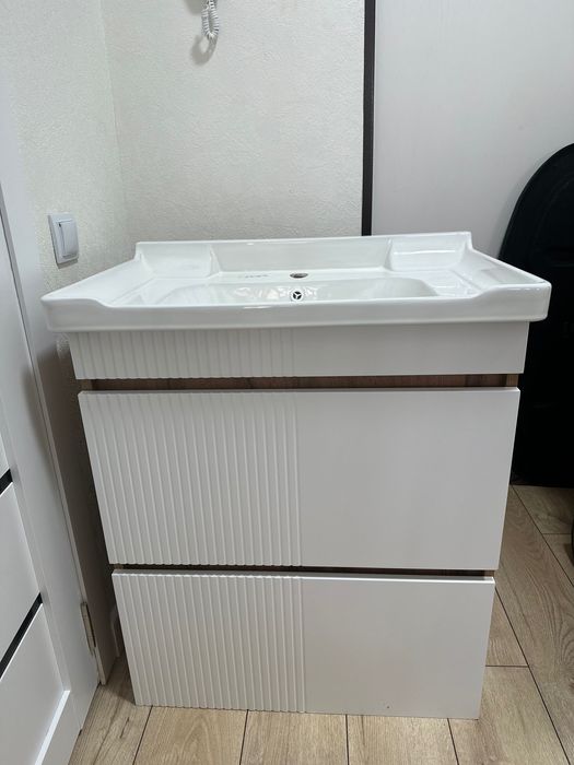 Новая Раковина с тумбой