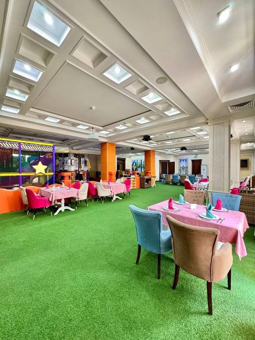 Продается ресторан Ресторан Mona, 2.200м2