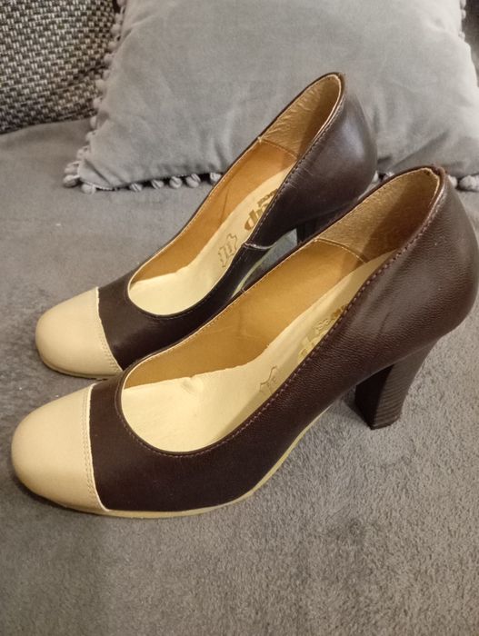 Pantofi piele mărimea 37