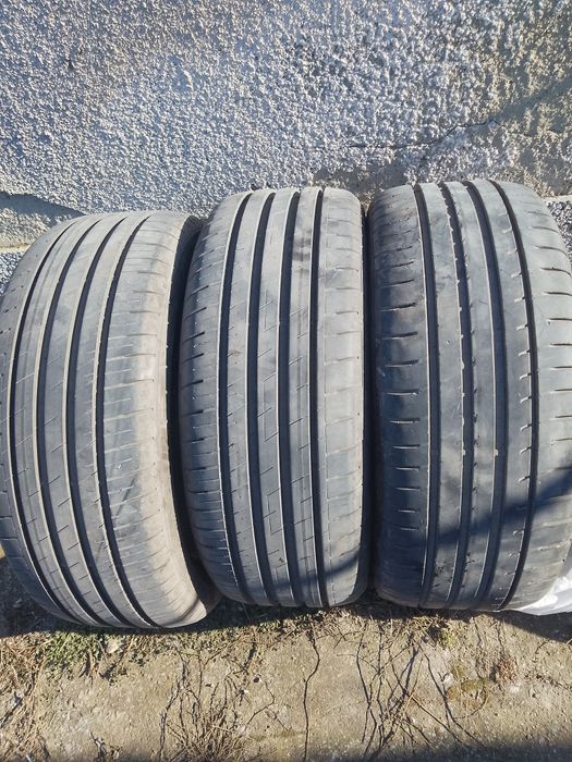 Гуми  за автомобил  205/50/17
