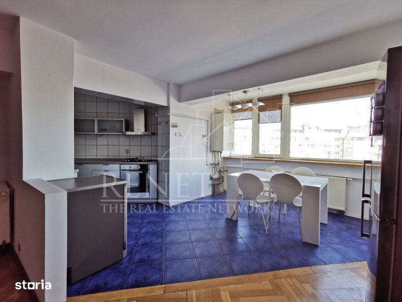 Apartament Central, bloc Casa Cartii