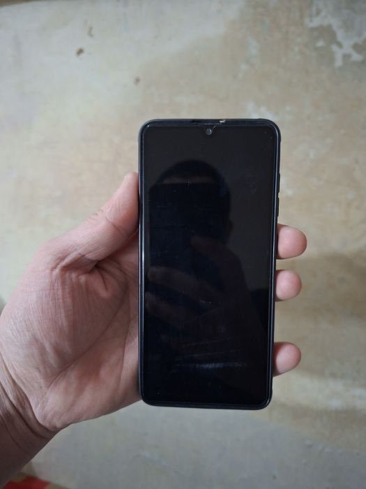 Samsung a 41 sotiladi !!!