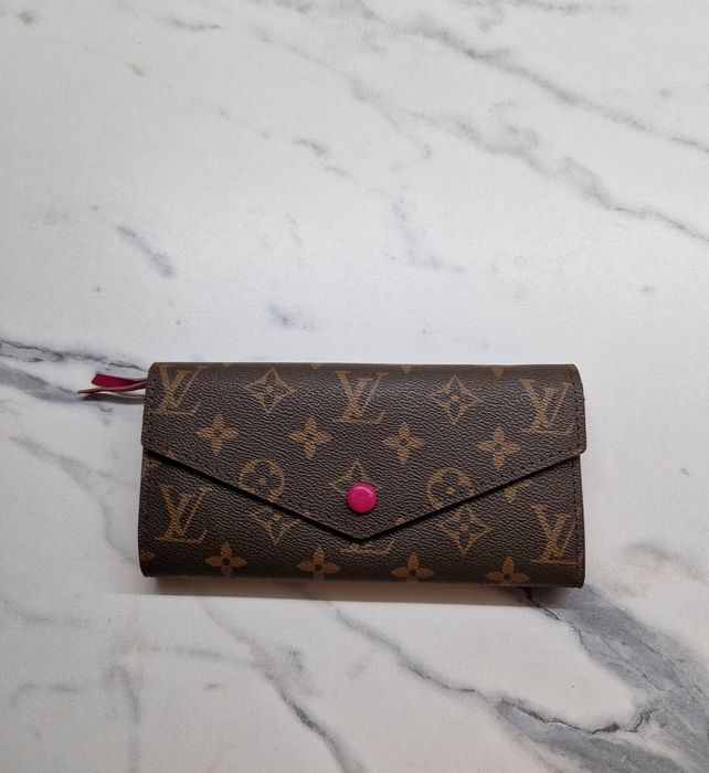 Новое портмоне в коробке