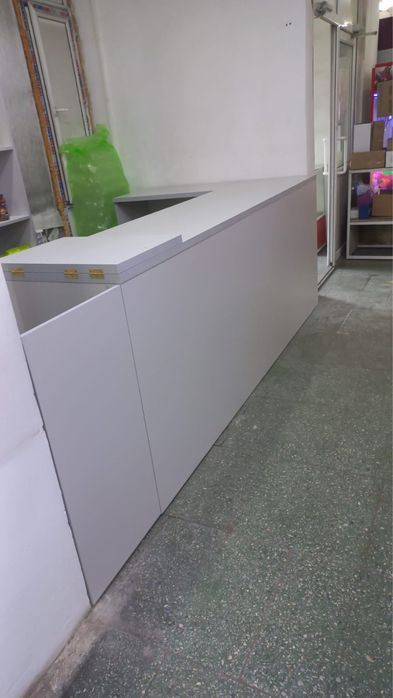 Продам торговый прилавок